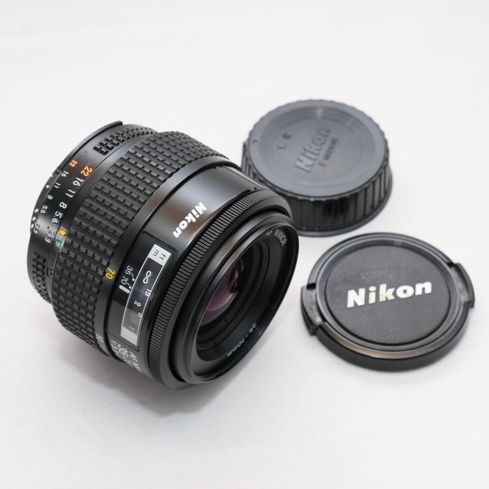 [ Excellent +5 ] Nikon AF Nikkor 35-70mm f/3.3-4.5