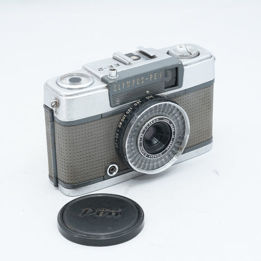 Olympus PEN EE-2